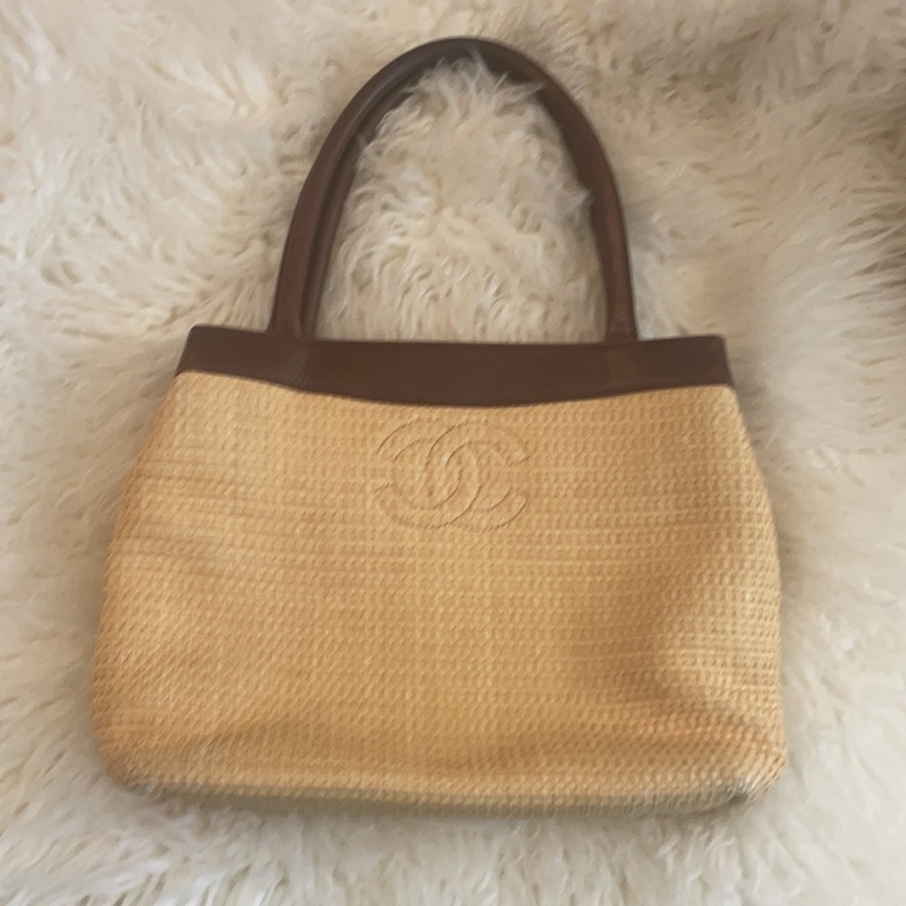 Chanel Raffia summer tote- RARE - Picture 3 of 13